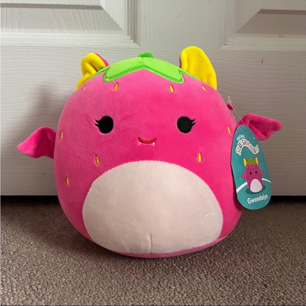 Squishmallows Gwendolyn the Strawberry Bat 8”